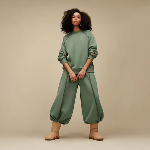 Женские короткие угги Classic Short Sand