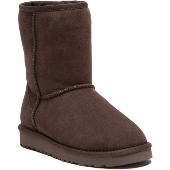 Женские короткие угги Classic Short Chocolate