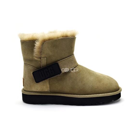 Ugg Mini Bailey Graphic Logo Suede Sand